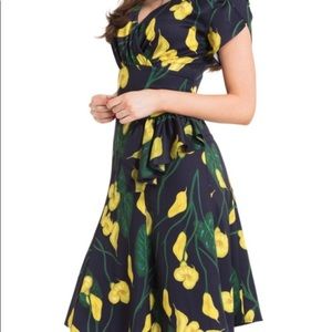 Voodoo Vixen 40s Inspired Calla Lily dress XL